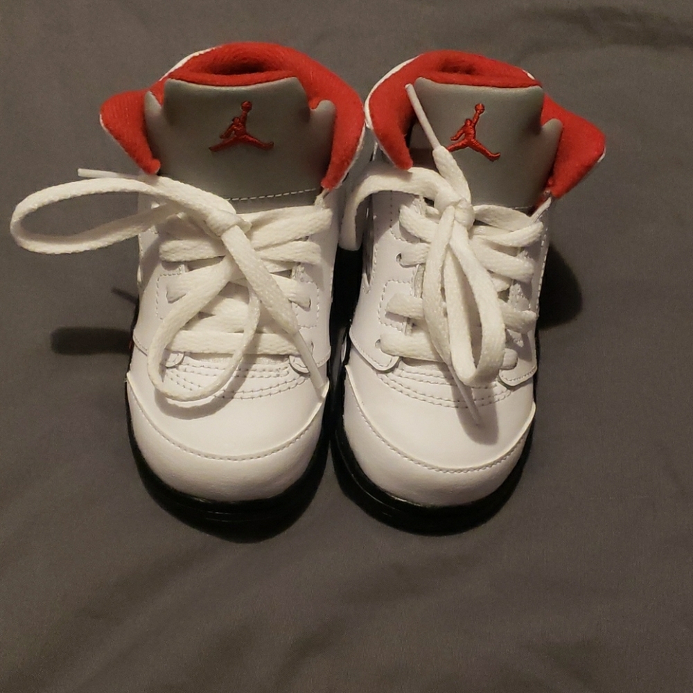Nike Jordan 5 Retro